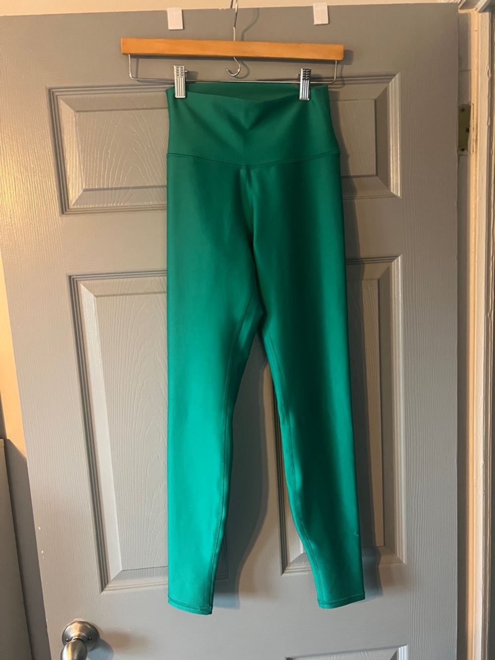 alo Airlift High-waist Spruce Green Leggings